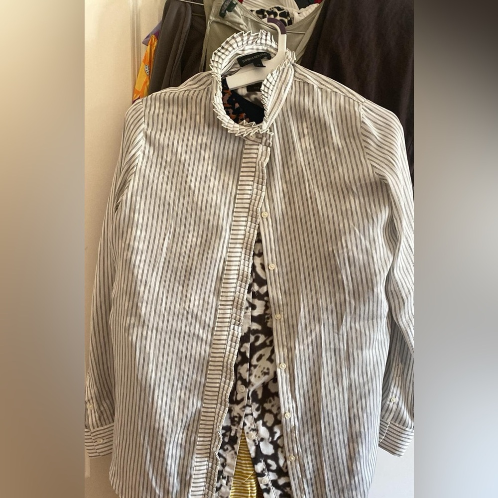 Banana Republicโ Gray Striped Blouse